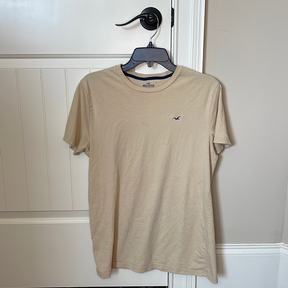 Hollister T-Shirt